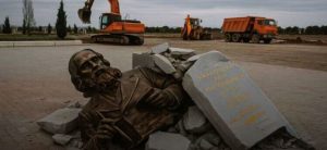 Azerbaijan Destroy Hovhannes Aivazovsky Monument in Occupied Stepanakert
